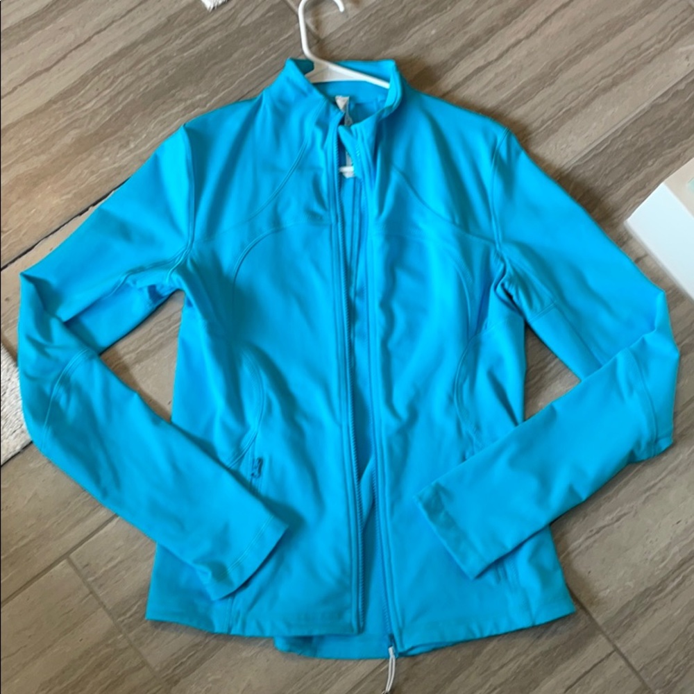 Lululemon Spry Blue Forme jacket size 10